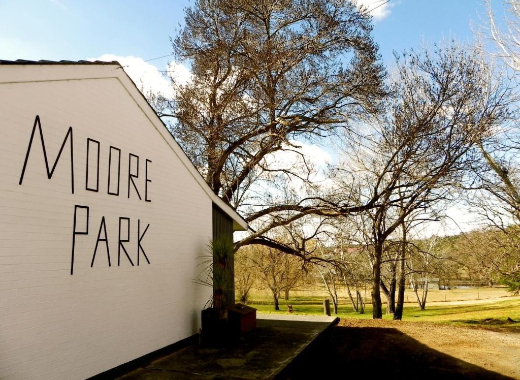 Moore Park Inn Armidale Exterior photo