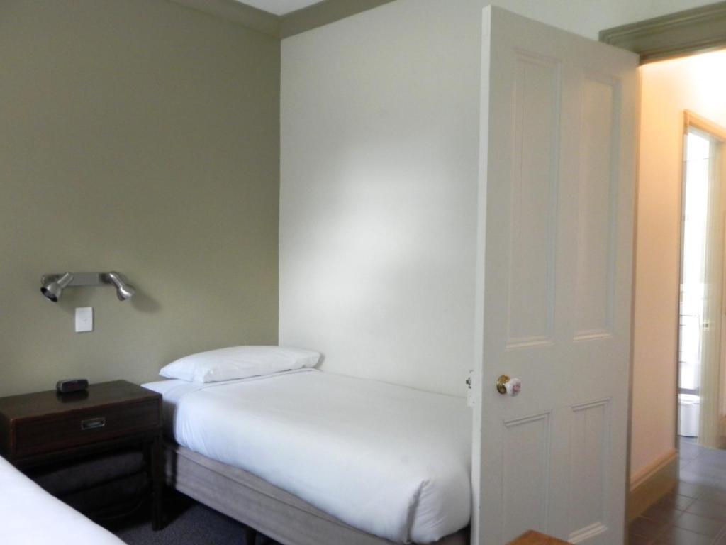 Moore Park Inn Armidale Room photo